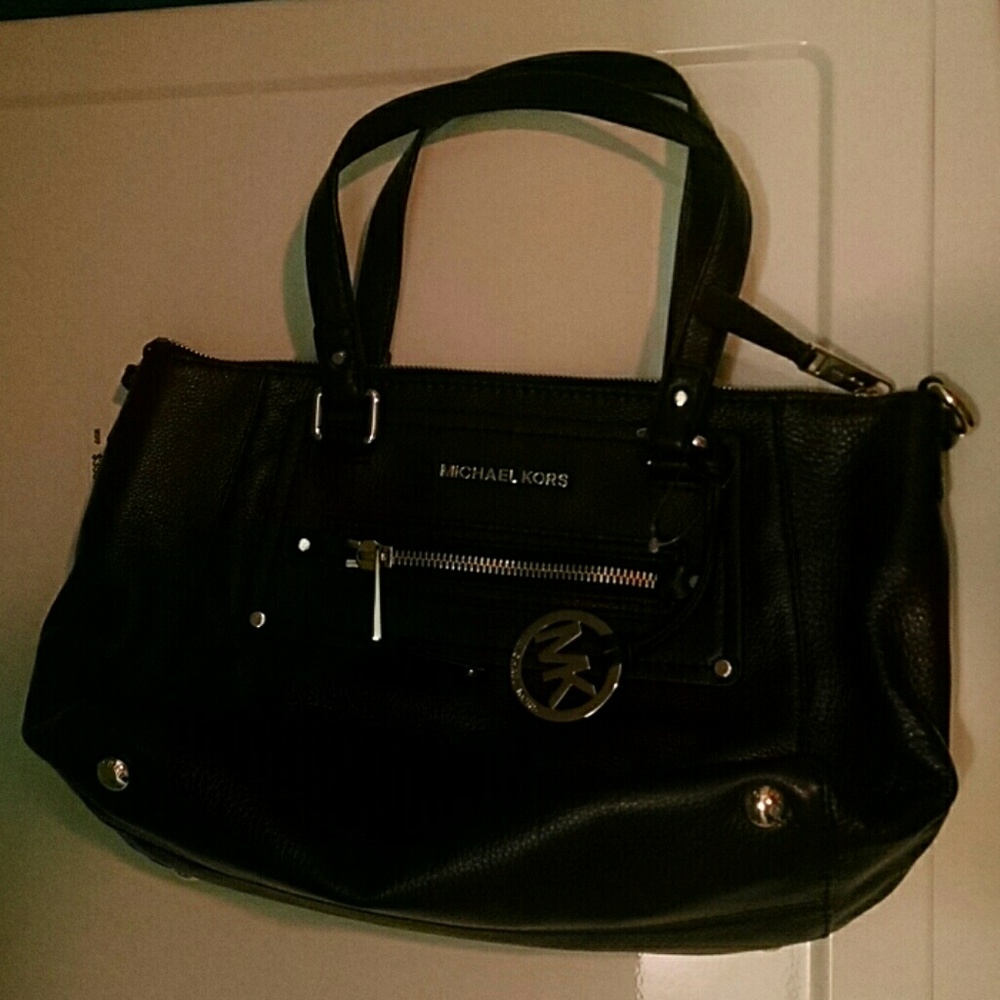 Michael Michael Kors black Gilmore bag
